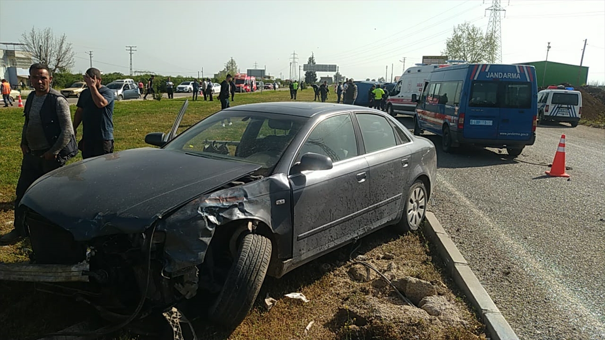 Adana'da askeri aracın kaza yapması sonucu 2 asker şehit oldu, 3 asker yaralandı