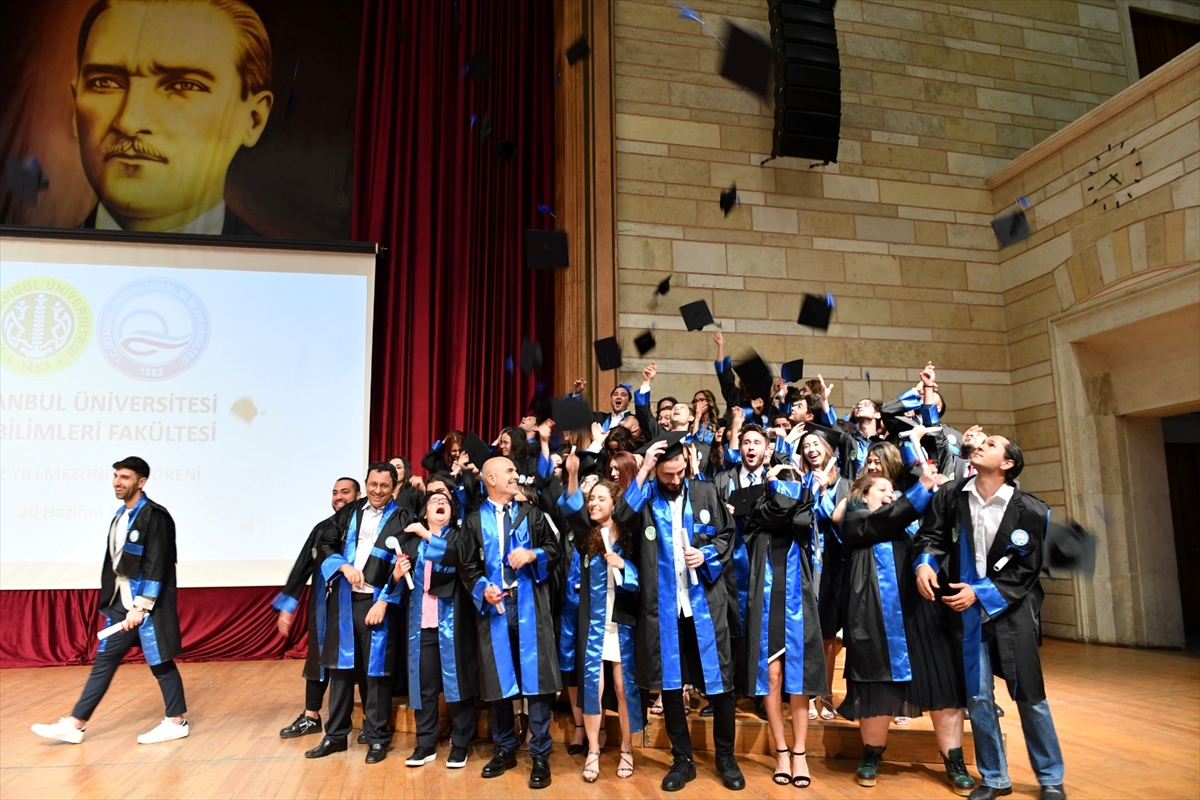 İstanbul Üniversitesi Su Bilimleri Fakültesinde mezuniyet töreni yapıldı