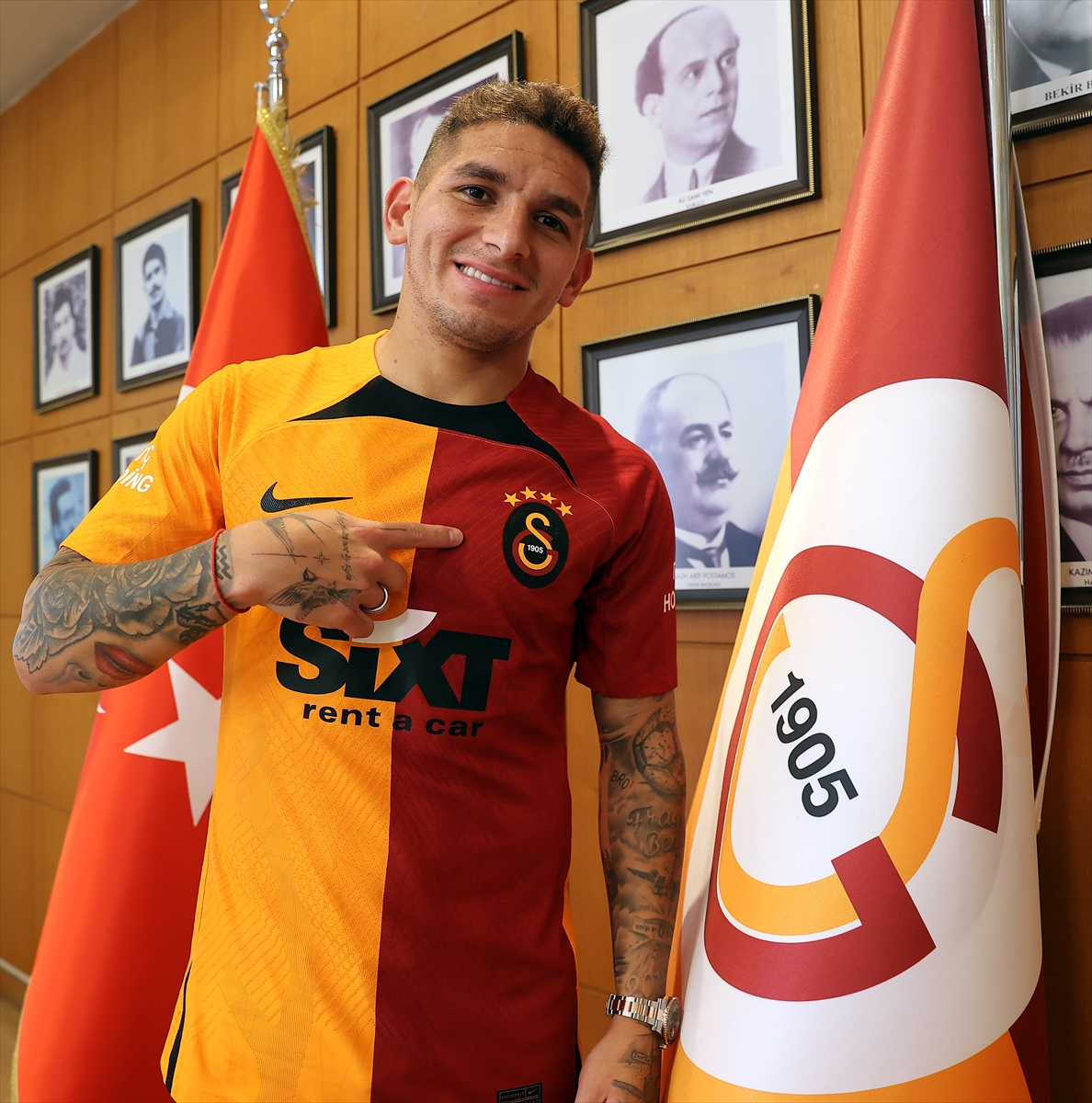 Galatasaray, Lucas Torreira Ile 4 Yıllık Anlaşma Sağladı - Haber 1