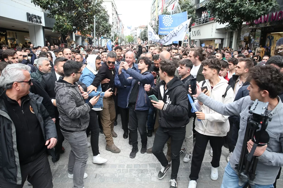 Cumhurbaşkanı adayı ve Memleket Partisi Genel Başkanı İnce Sakarya'da vatandaşlarla buluştu