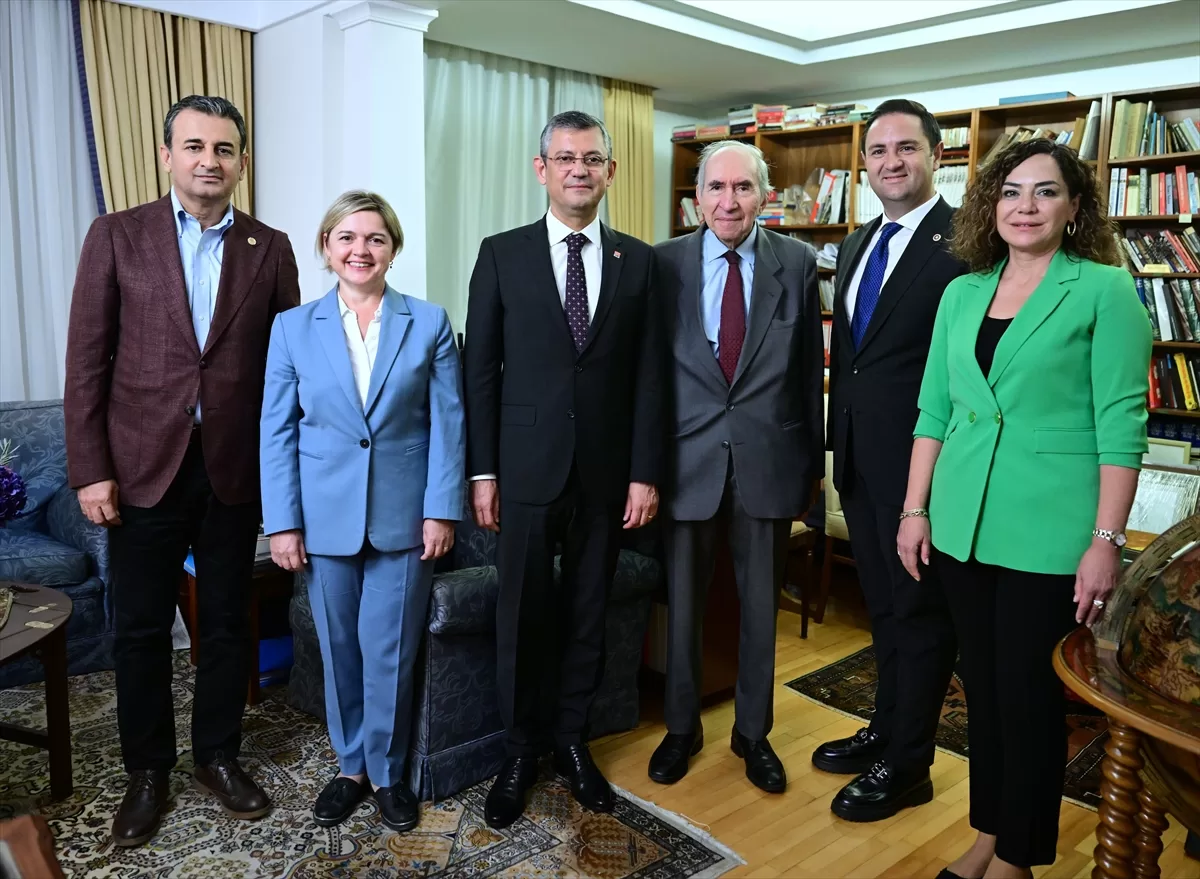 CHP Genel Başkan Adayı Özel'den Altan Öymen'e Ziyaret - Haber 1