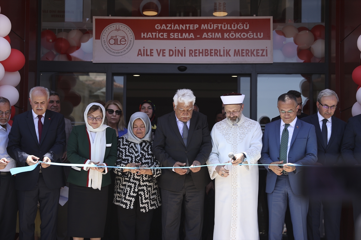 Diyanet İşleri Başkanı Erbaş, Gaziantep'te ailenin önemine işaret etti:
