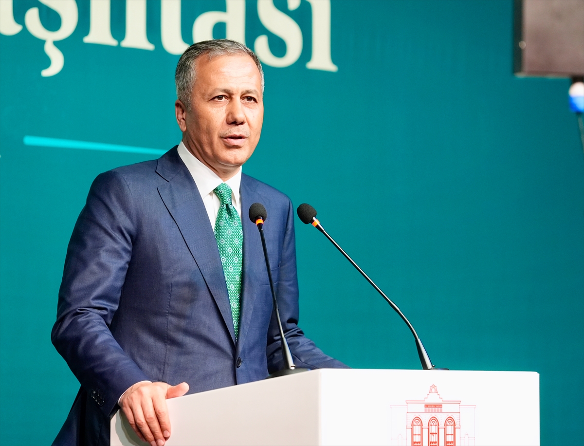 İçişleri Bakanı Yerlikaya, İstanbul'da Yas-ı Matem Oruç Açma Buluşması'na katıldı: