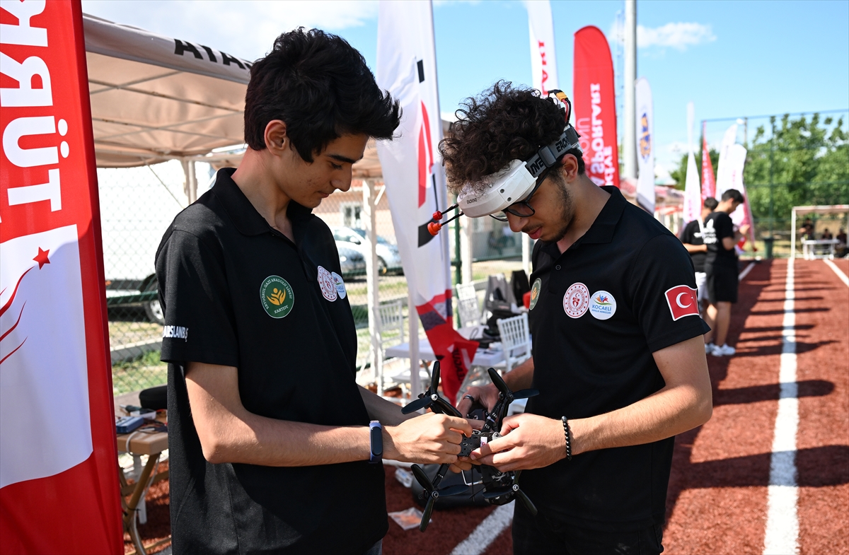 İnsansız Hava Araçları Türkiye Şampiyonası, Ankara'da başladı