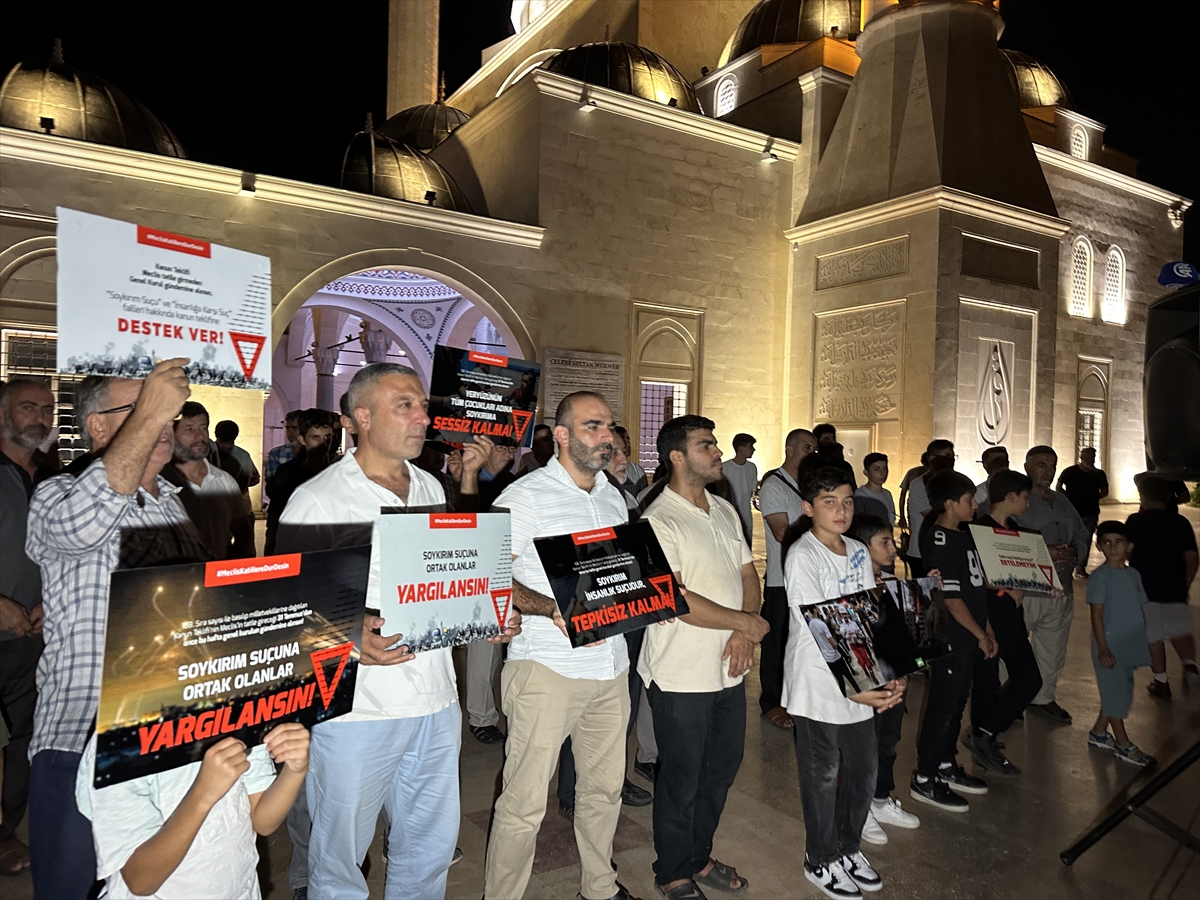 İsrail'in Gazze'ye yönelik saldırıları Antalya'da protesto edildi