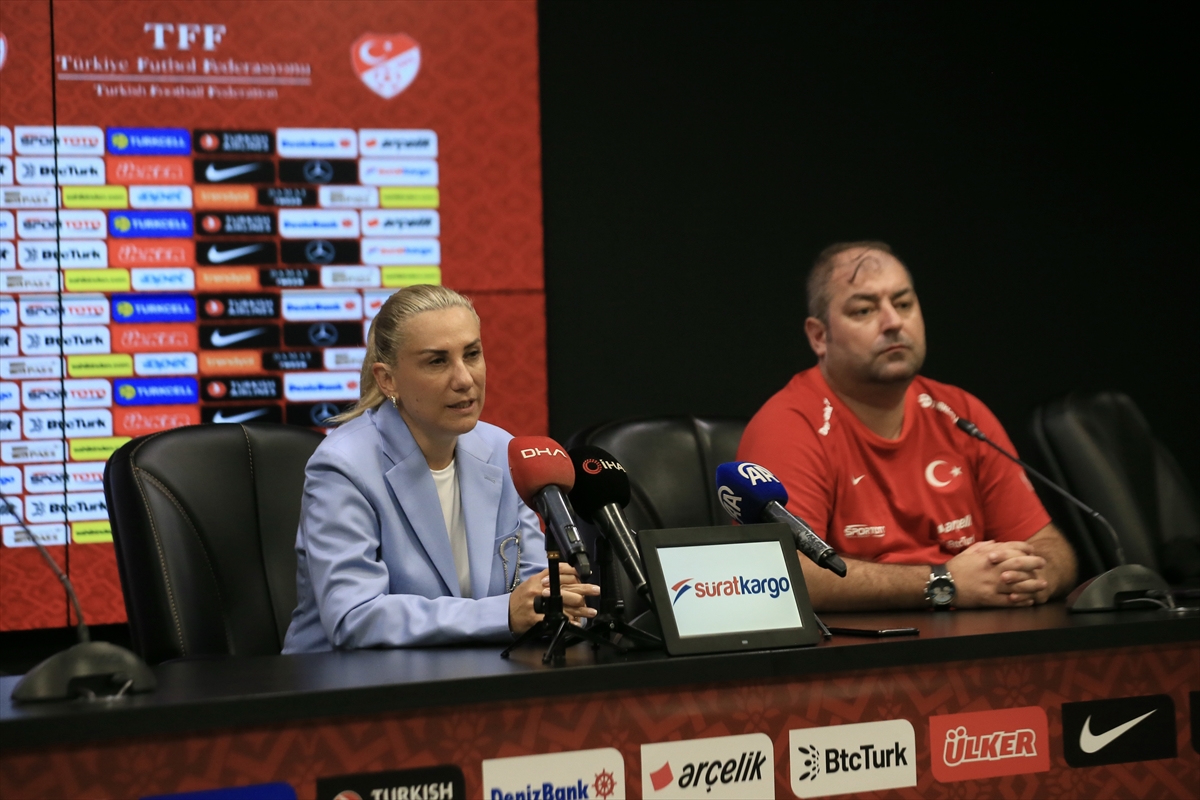 Kadın futbolunda Türkiye-İsviçre maçının ardından