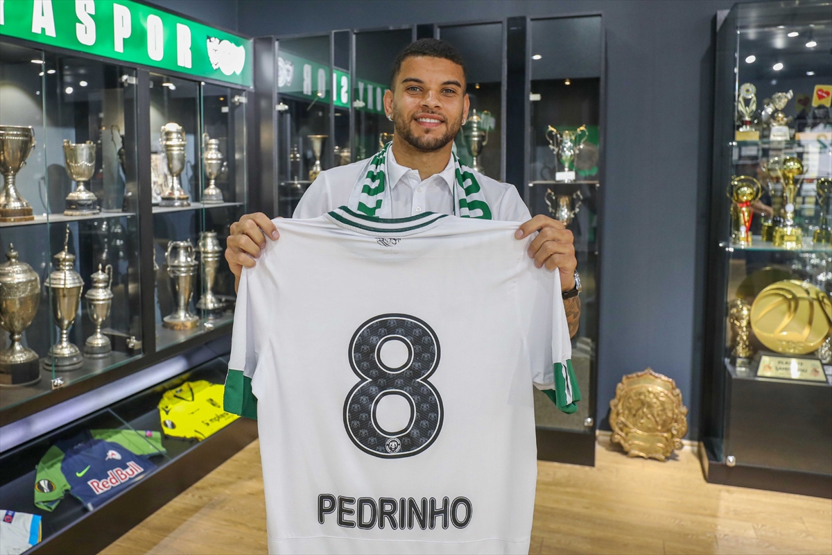 Konyaspor, Brezilyalı futbolcu Pedrinho’yu transfer etti