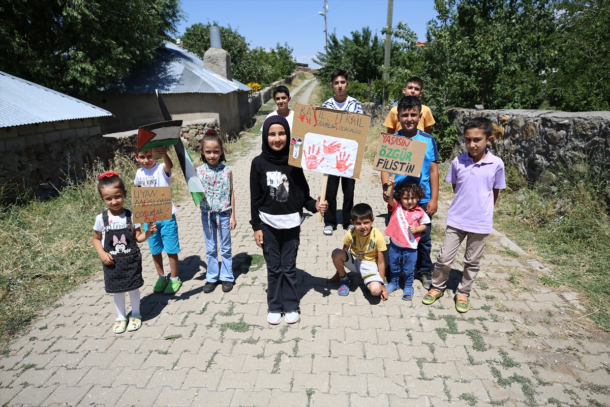 Bingöl'de çocuklardan Filistin'e destek yürüyüşü