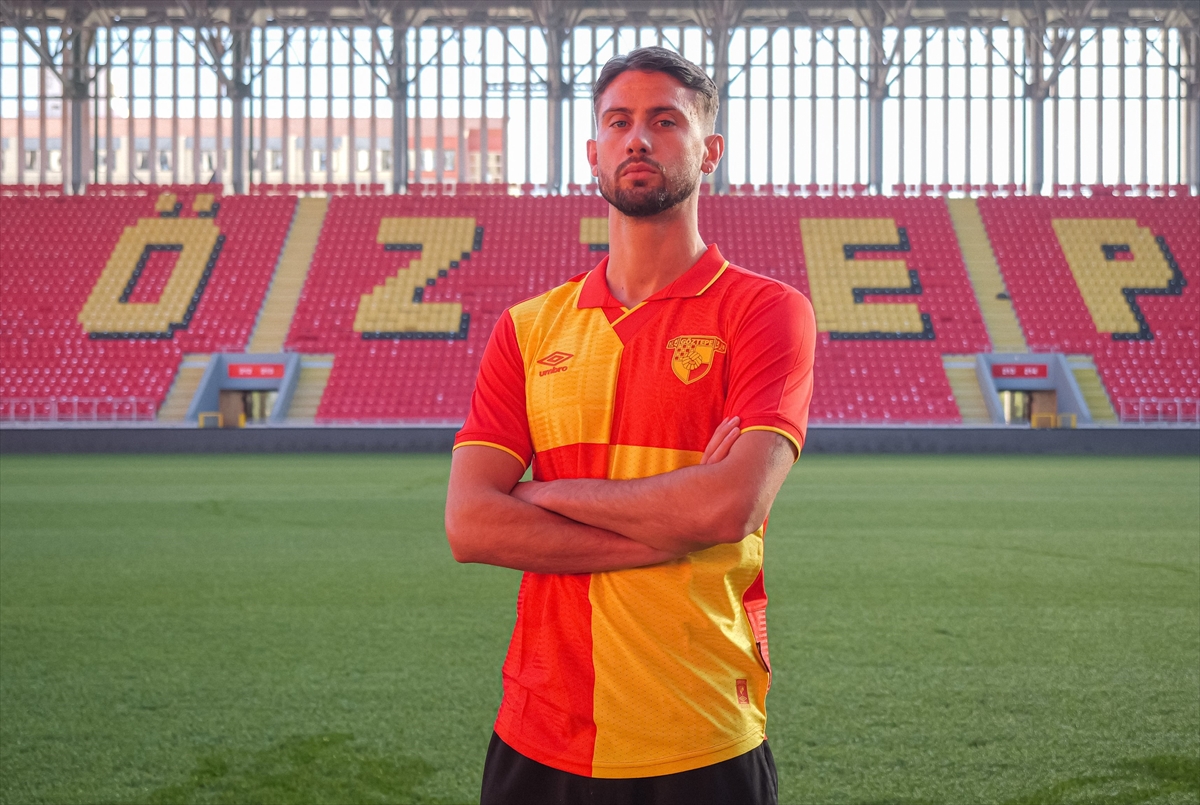 Göztepeli Lundqvist, İsveç ekiplerinden IFK Göteborg'a transfer oldu