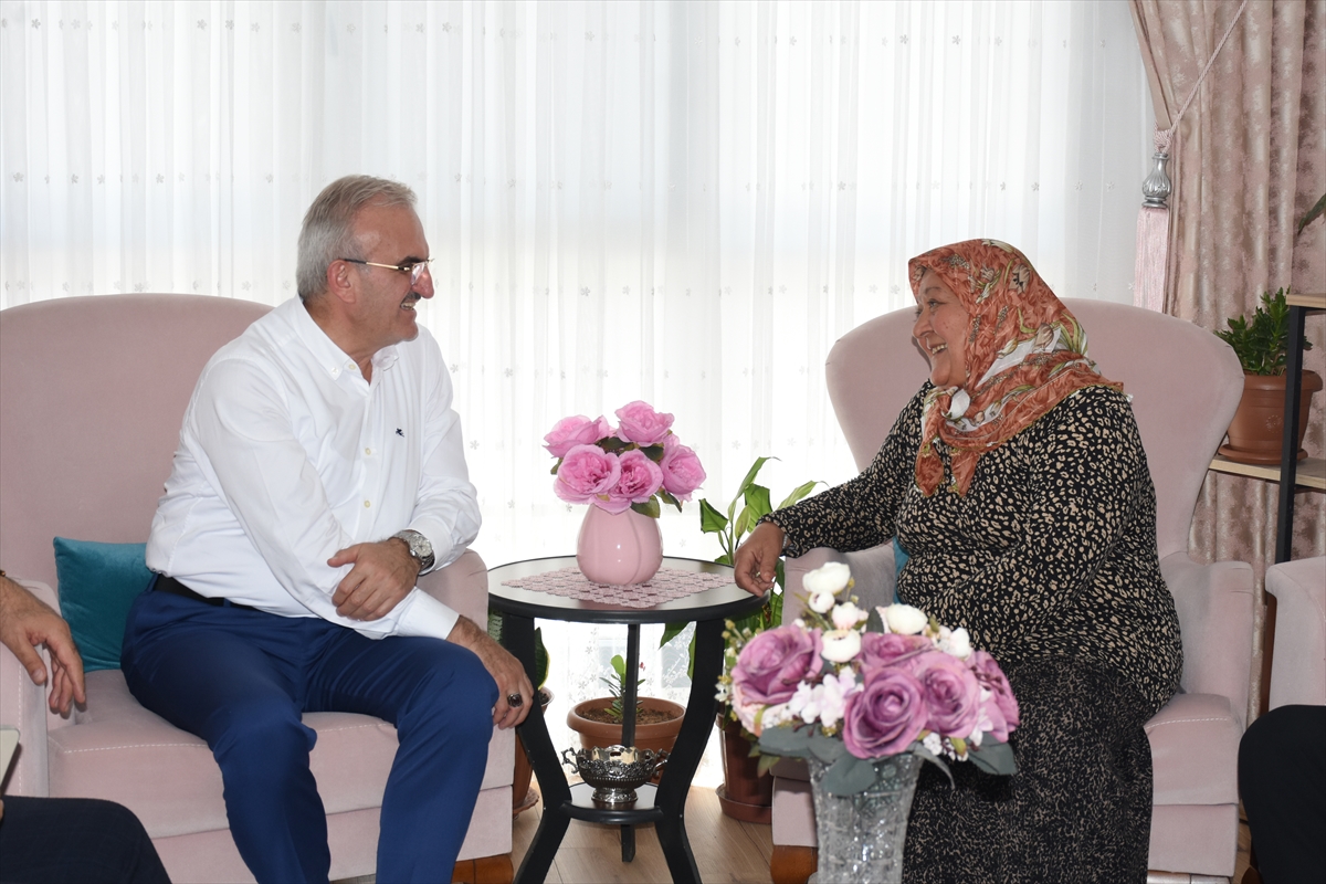 İçişleri Bakan Yardımcısı Karaloğlu, Malatya'da deprem konutlarını inceledi