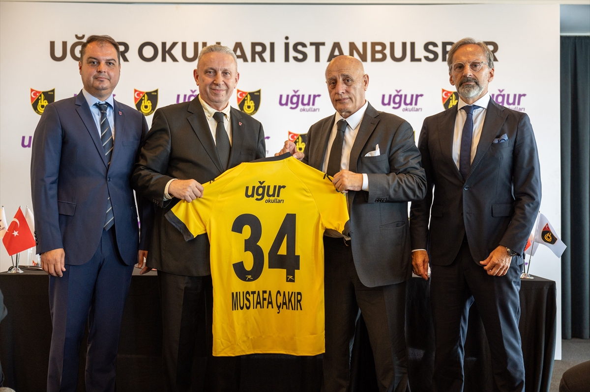 İstanbulspor'un yeni isim sponsoru Uğur Okulları oldu