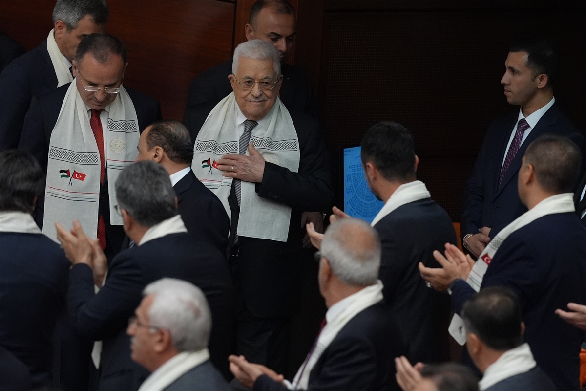 Filistin Devlet Başkanı Abbas: “İşgalci yok olmaya mahkumdur. Filistin özgür olacak. Filistin'e destekleri için Cumhurbaşkanı Erdoğan ve Türk halkına teşekkür ediyorum”