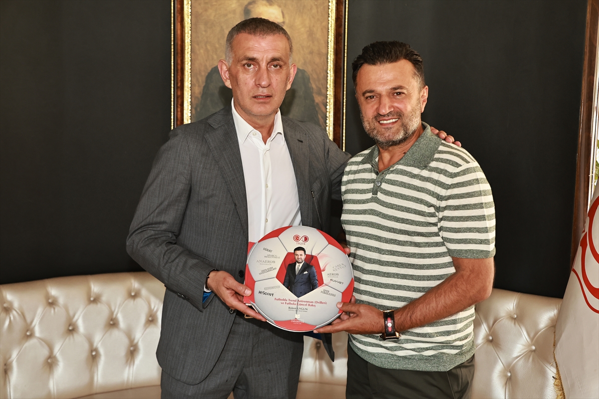 TFF Başkanı Hacıosmanoğlu, Sivasspor Kulübünü ziyaret etti