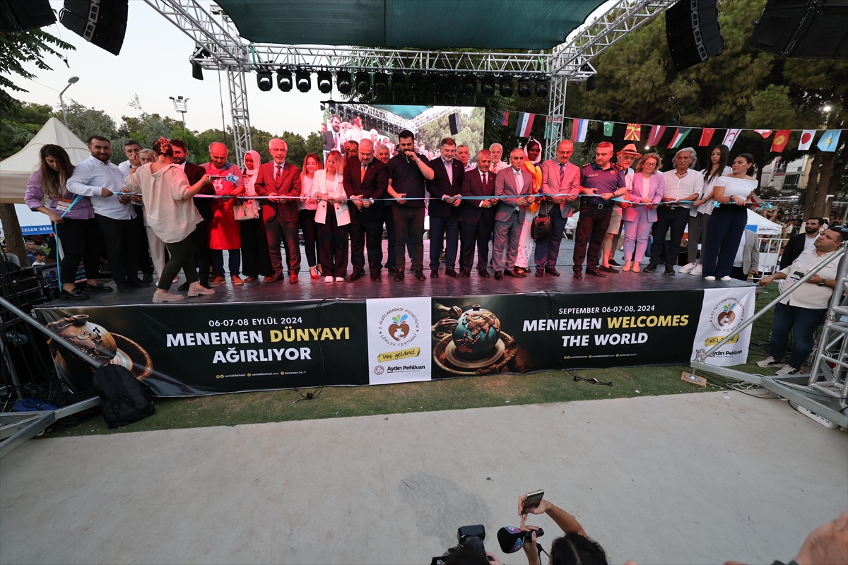 3. Uluslararası Menemen Çömlek Festivali başladı