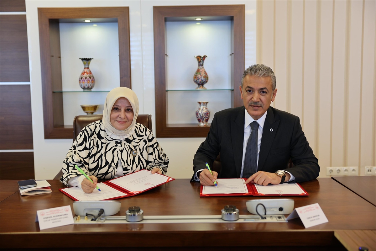 Aile ve Sosyal Hizmetler Bakanlığında, Mardin Çocuk Evleri Sitesi'nin yapımına ilişkin protokol