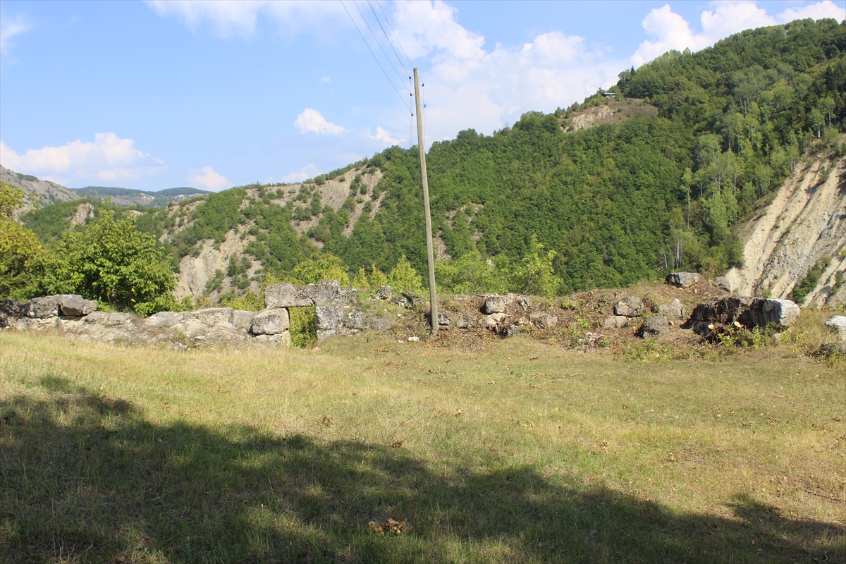 Artvin'de başlatılan kazı çalışmasıyla tarihi yapının geçmişi aydınlatılacak