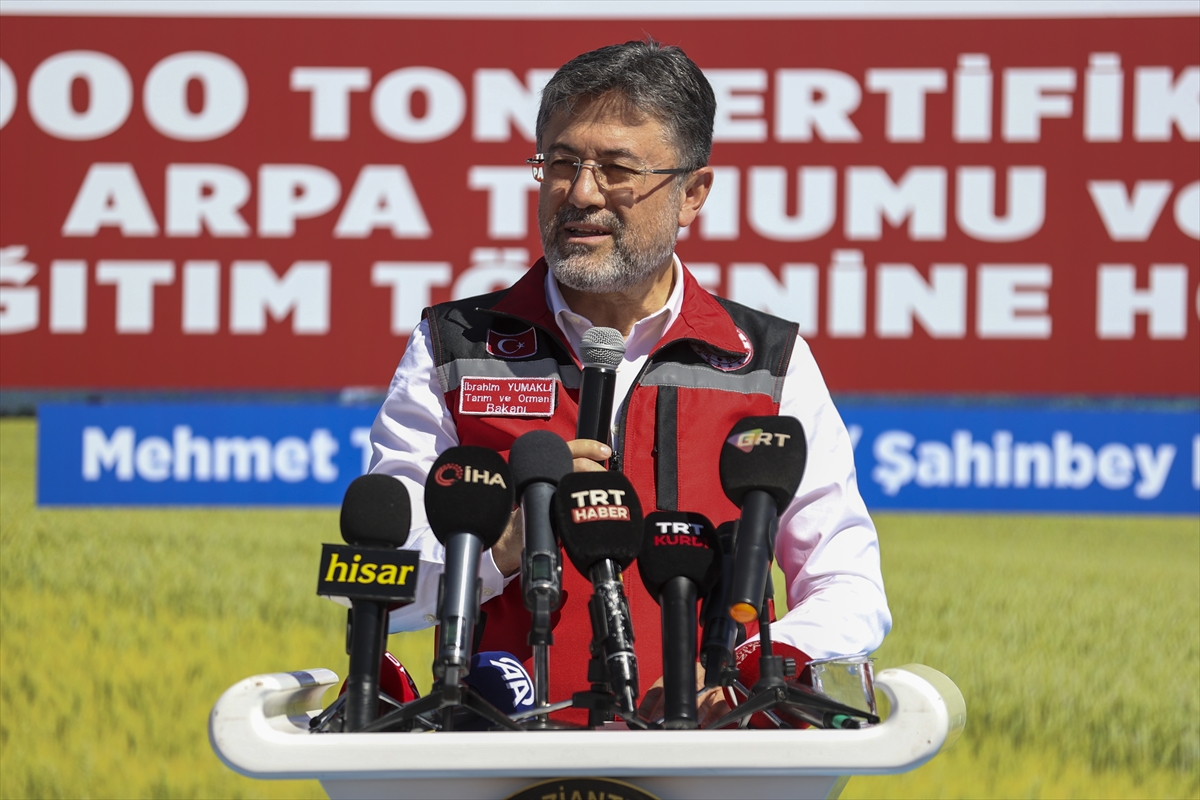 Bakan Yumaklı, Gaziantep'te gübre ve tohum dağıtımı töreninde konuştu: