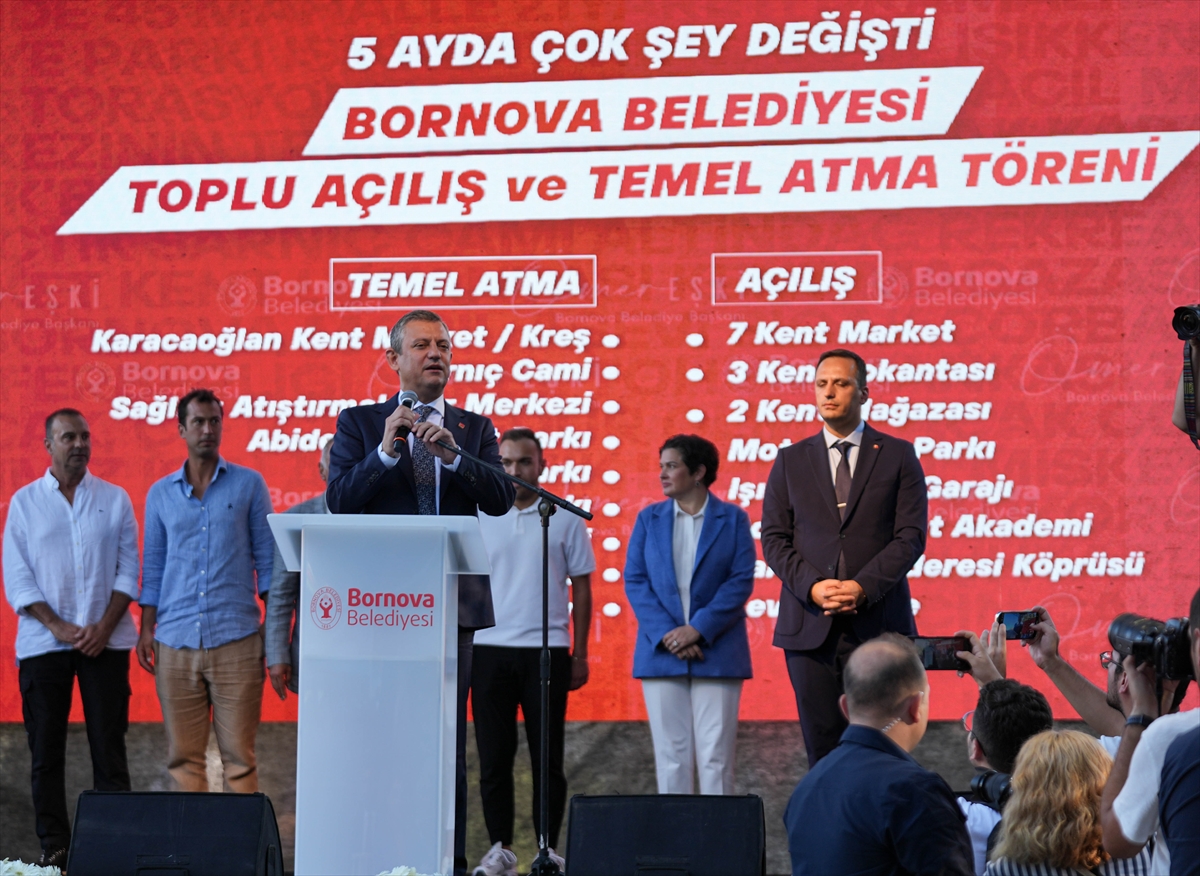 CHP Genel Başkanı Özgür Özel, İzmir'de toplu açılış ve temel atma töreninde konuştu: