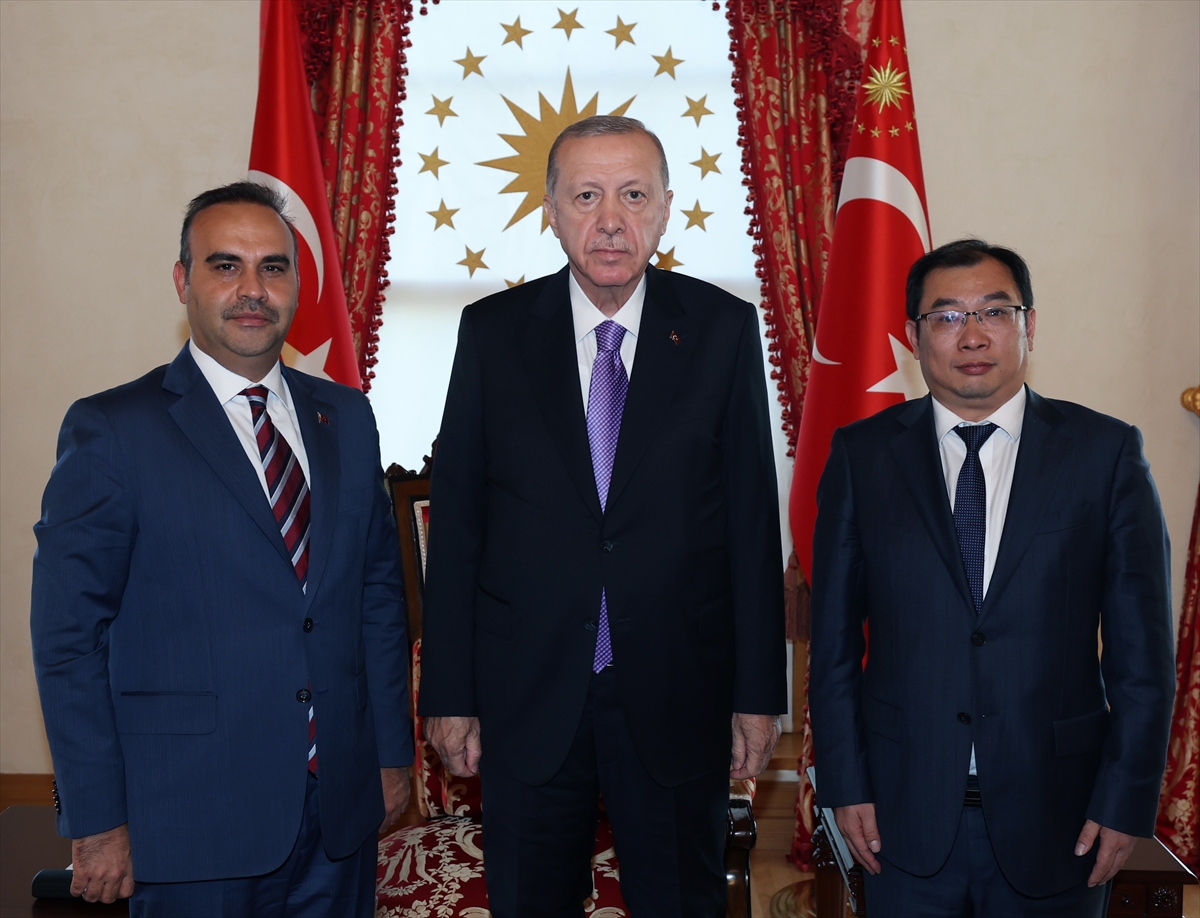 Cumhurbaşkanı Erdoğan, Chery International Başkanı Zhang Guibing'i kabul etti