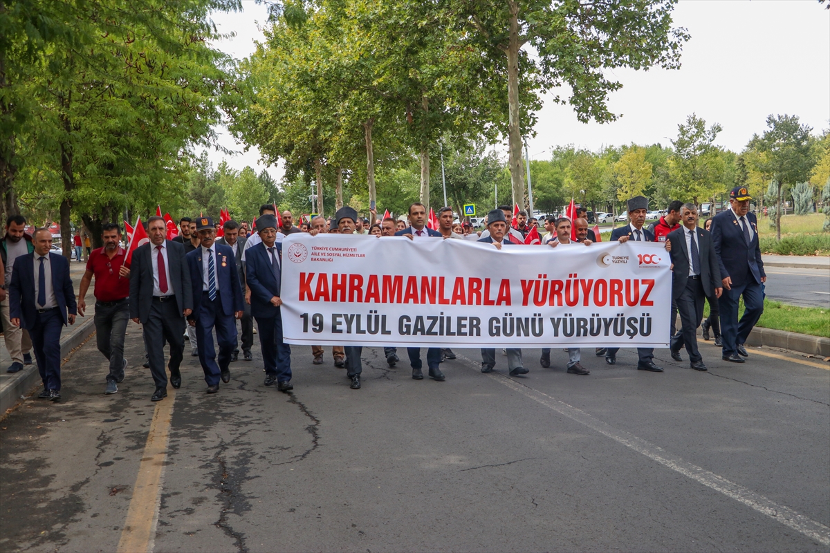 Diyarbakır, Mardin, Batman, Siirt, Bingöl ve Şırnak'ta 19 Eylül Gaziler Günü törenle kutlandı