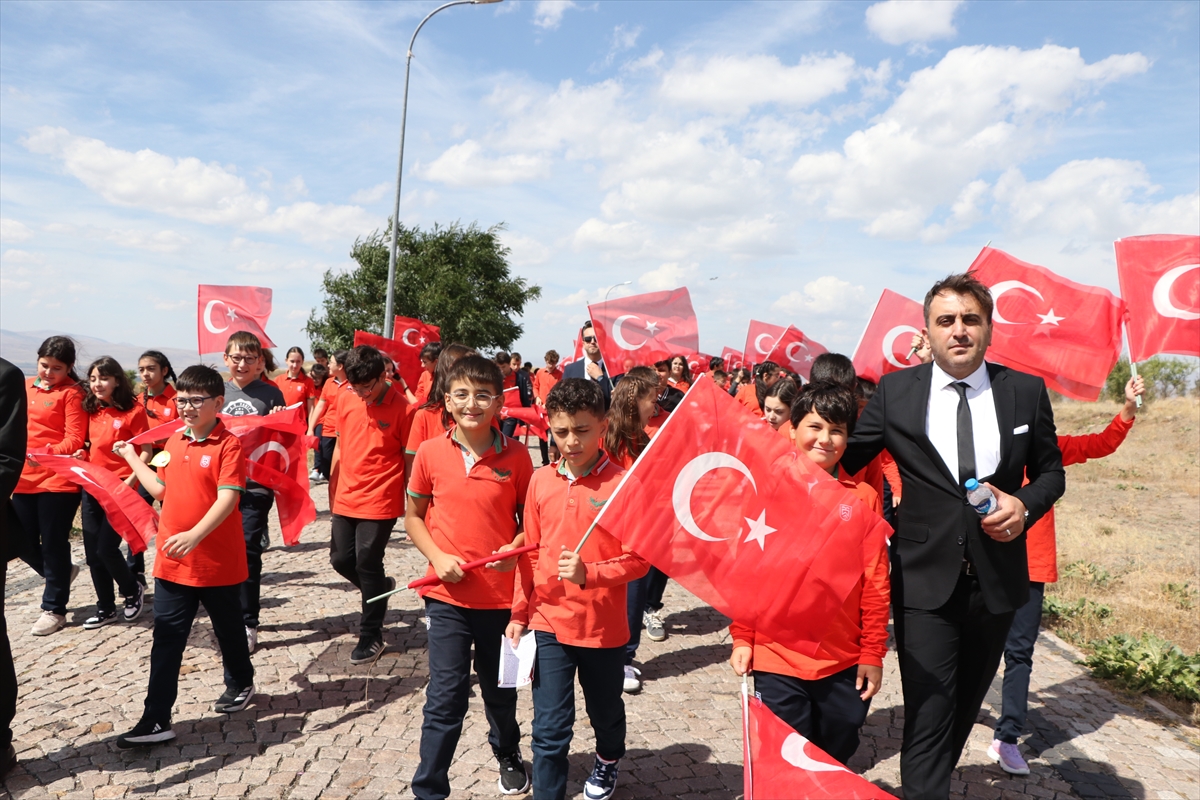 Erzurum'un tarihi tabyalarında “Çanakkale'den Gazze'ye Vatan Savunması” dersi verildi