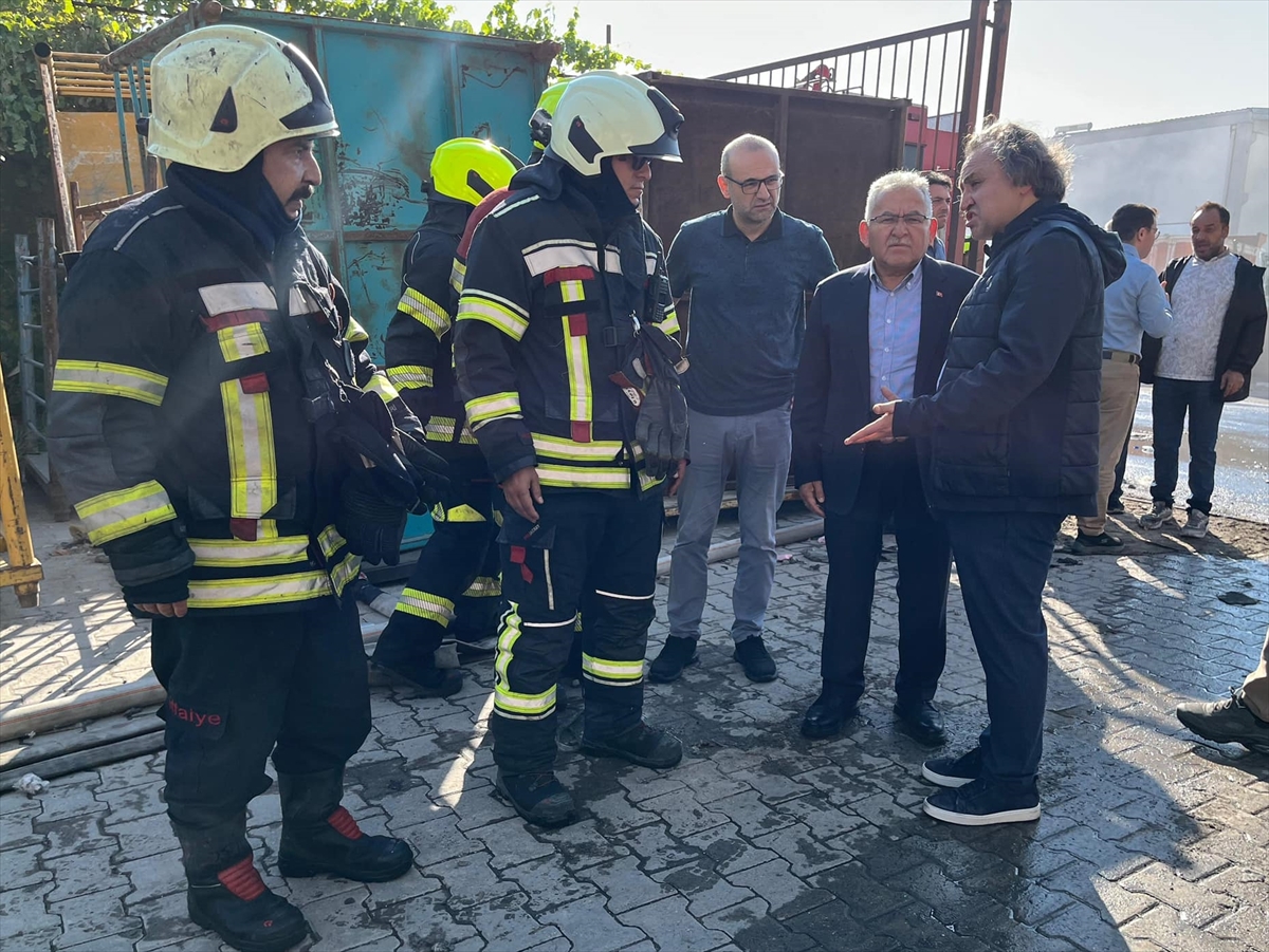 GÜNCELLEME – Kayseri'de keçe fabrikasında yangın çıktı