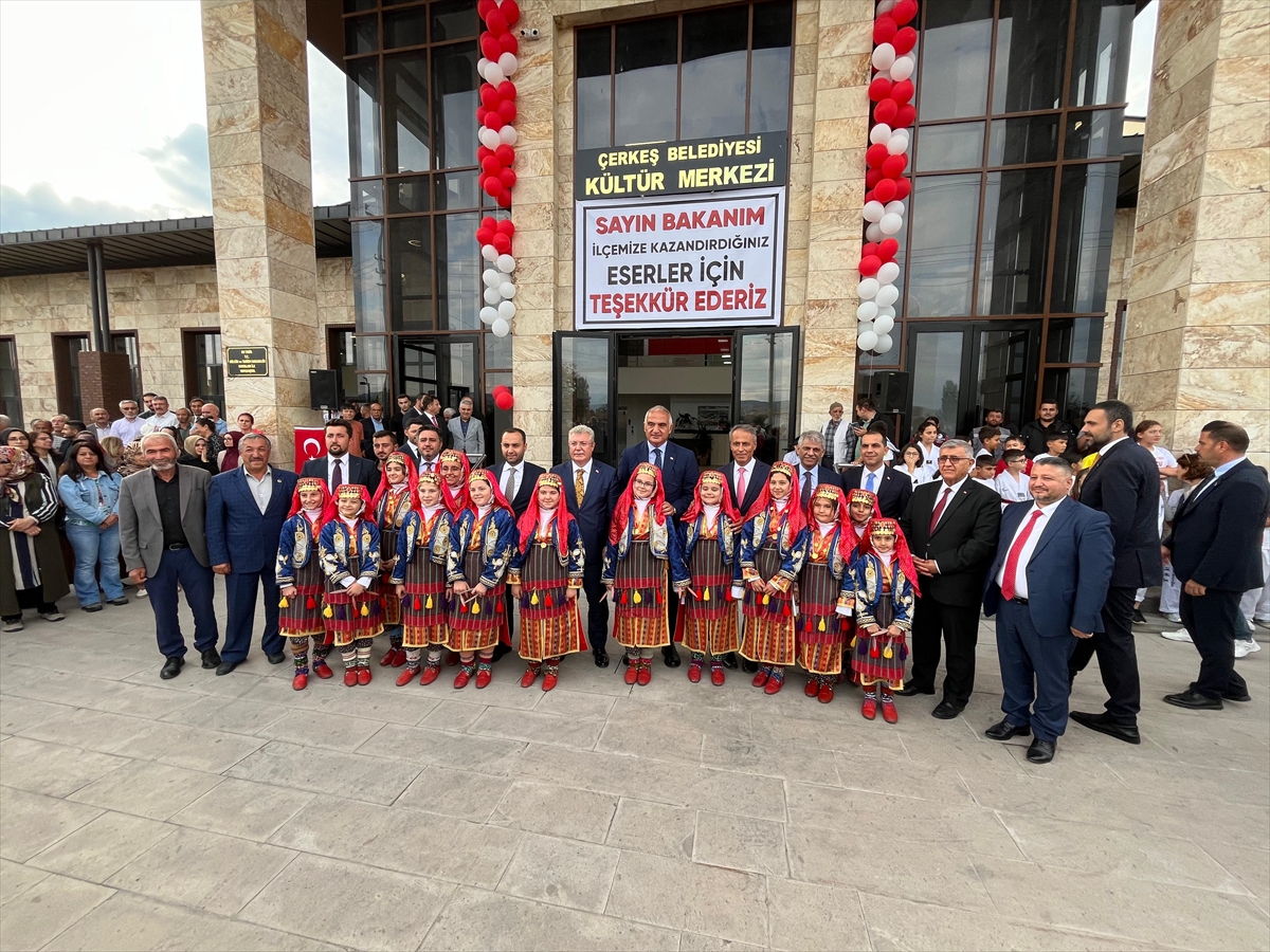 Kültür ve Turizm Bakanı Ersoy, Çankırı'da ziyaretlerde bulundu