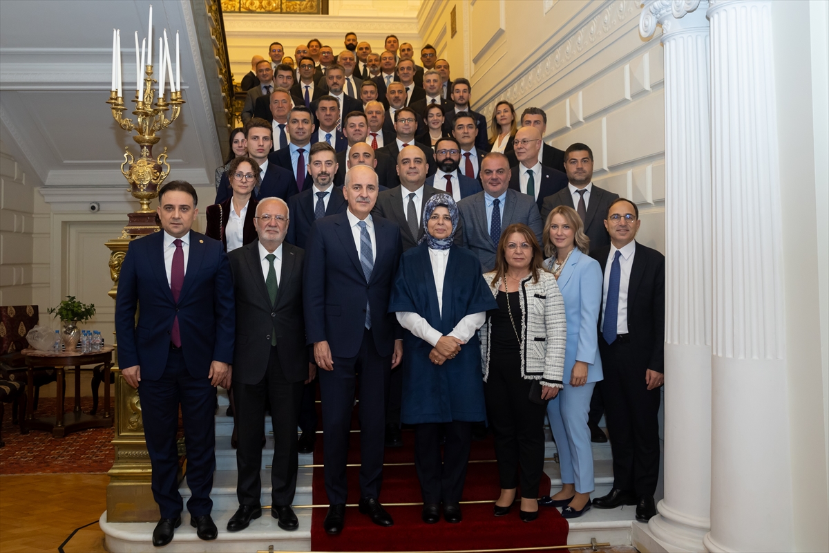 TBMM Başkanı Kurtulmuş, Moskova’da Rus-Türk İş Adamları Birliği üyeleriyle bir araya geldi: