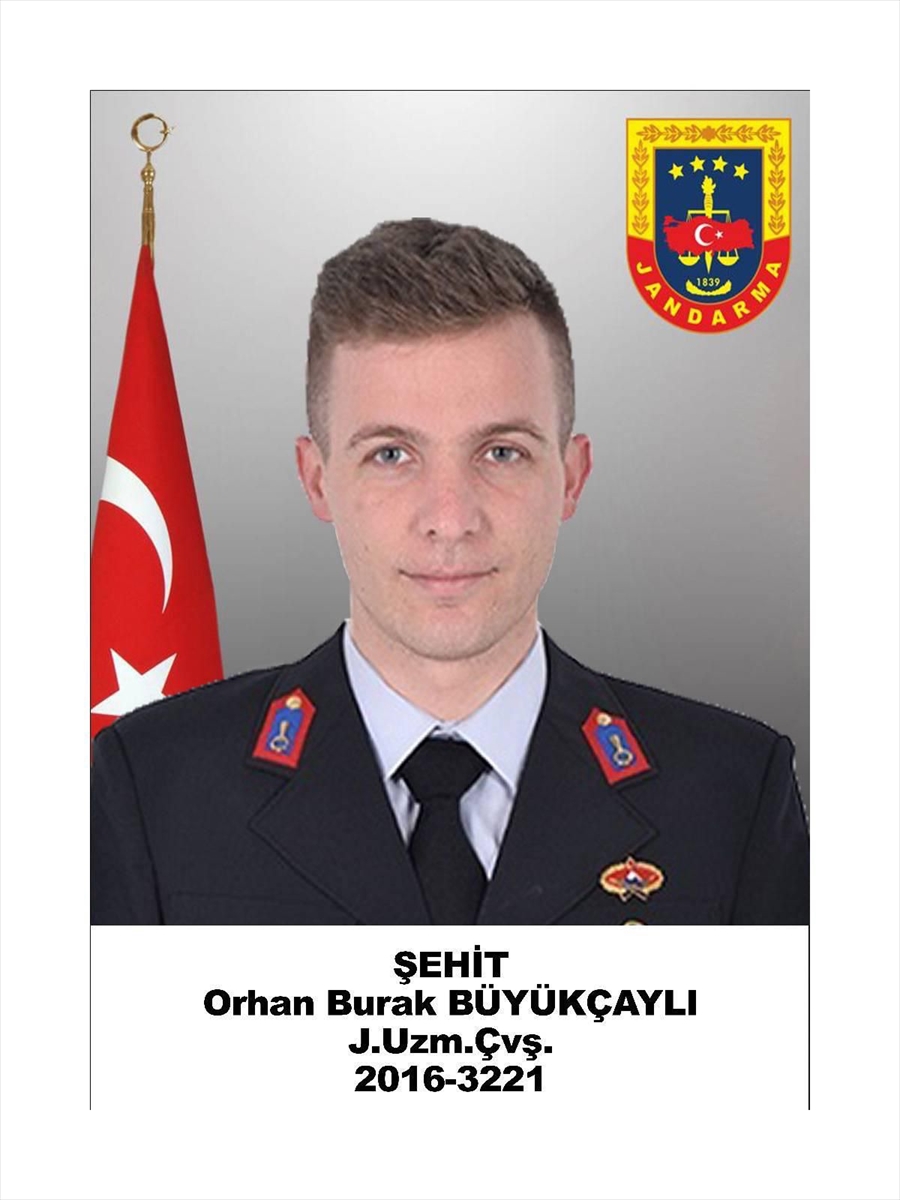 Tunceli'de zırhlı aracın devrilmesi sonucu 4 asker şehit oldu