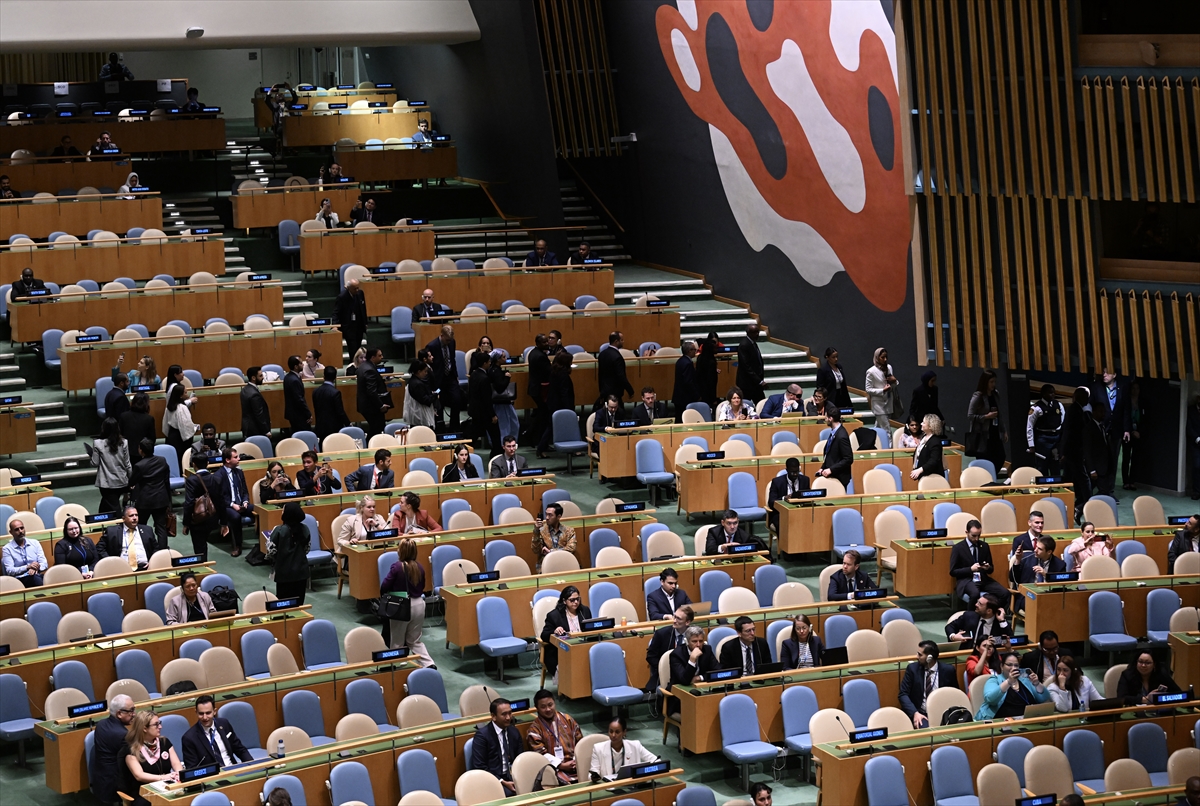 Türk heyeti ve birçok delegasyon Netanyahu'nun BM Genel Kurul hitabını protesto etti