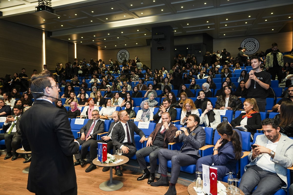 AA Genel Müdürü Karagöz, Medipol Üniversitesi İletişim Fakültesinin yeni akademik yılı açılışında konuştu: