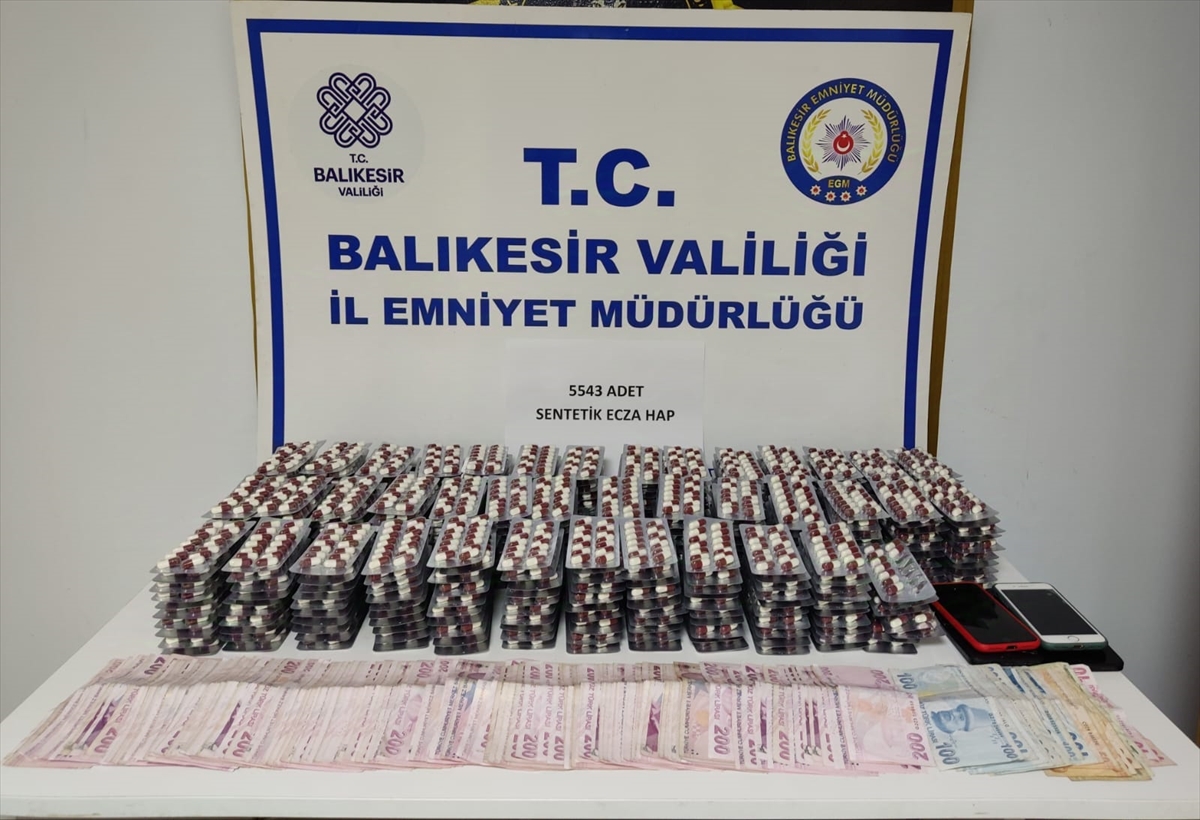 Balıkesir'de uyuşturucu operasyonunda yakalanan 4 şüpheli tutuklandı