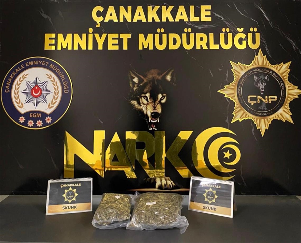 Çanakkale'de 1 kilo 700 gram skunk ele geçirildi