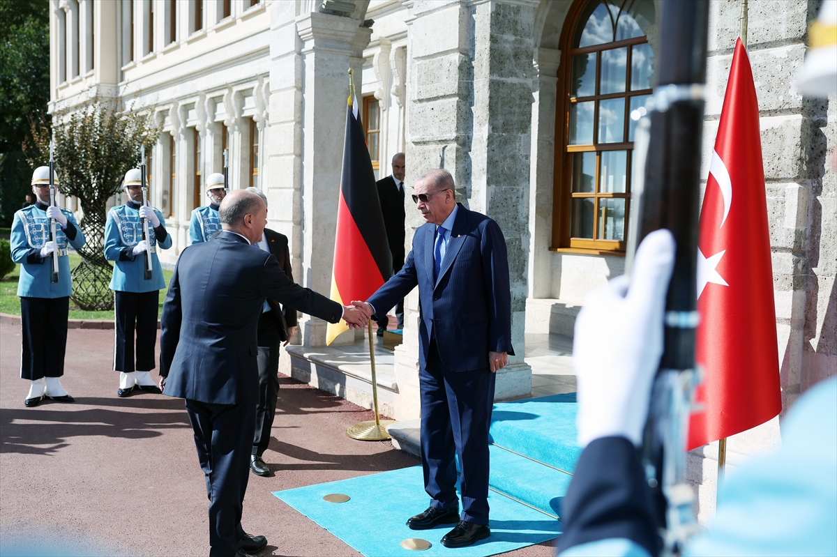 Cumhurbaşkanı Erdoğan, Almanya Başbakanı Scholz'u kabul etti