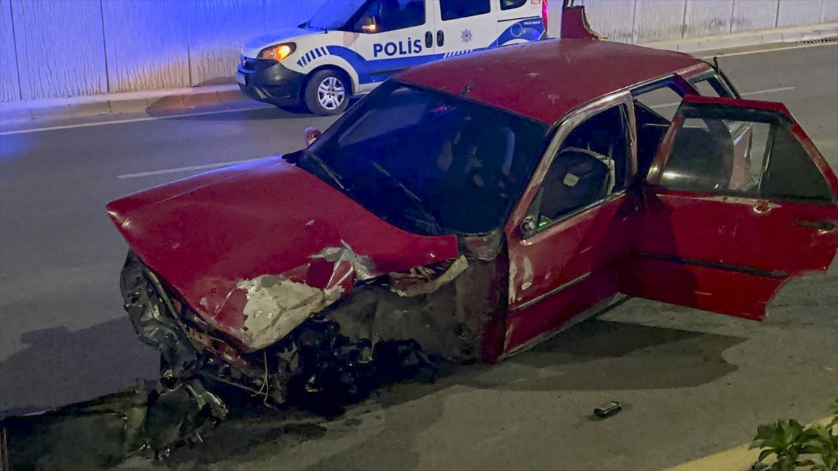 Gaziantep'te trafik kazasında 1 kişi öldü, 4 kişi yaralandı