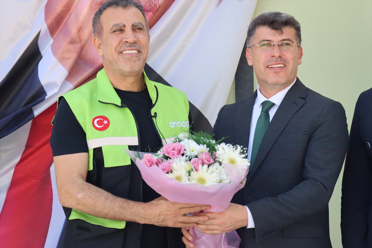 Hatay'da depremde hasar aldığı için yıkılan okulun yerine yenisi yapıldı