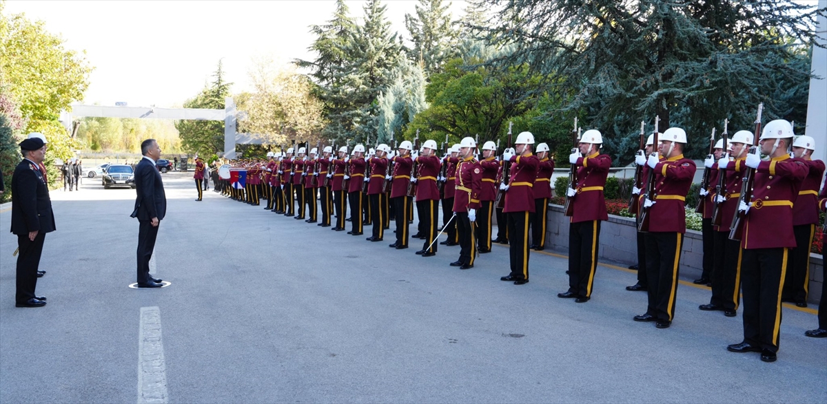 İçişleri Bakanı Yerlikaya, “Jandarma Genel Komutanlığı 2024 Yılı Değerlendirme Toplantısı”na katıldı: