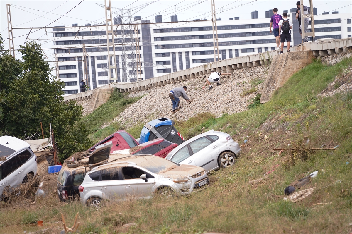 İspanya'da sel felaketinde ölenlerin sayısı 140'a yükseldi