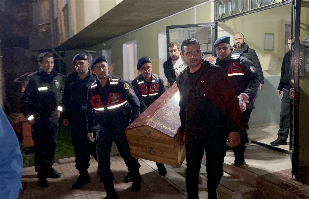 Kastamonu'da polis memuru, eşini tabancayla vurarak öldürdü