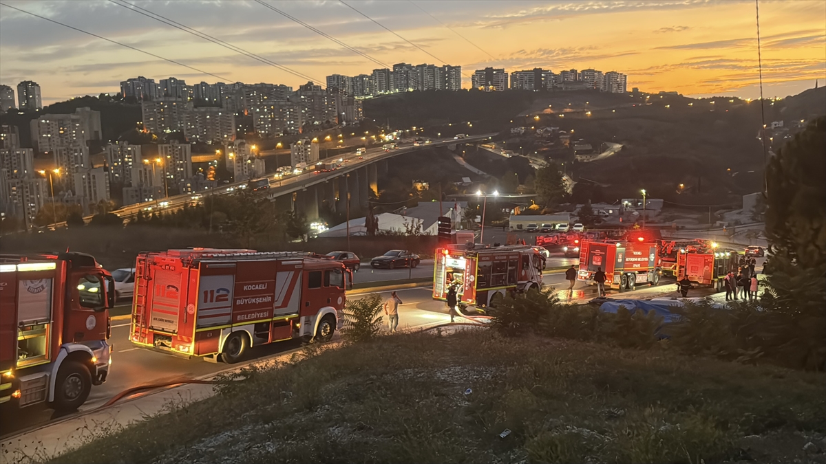 Kocaeli'de pansiyonda çıkan yangın söndürüldü