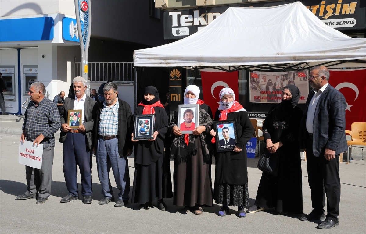 muslu ailelerin dem parti binasi onundeki evlat nobeti devam ediyor 94baaf3