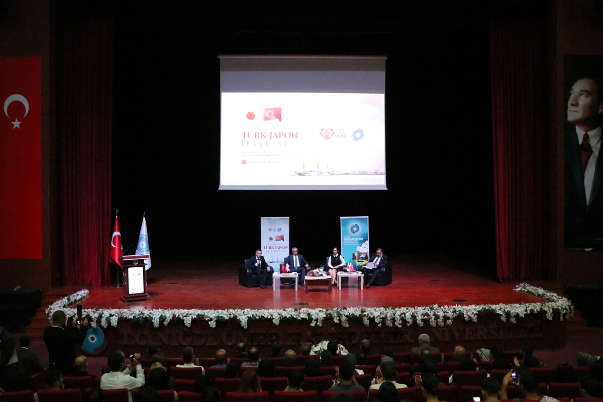 Niğde'de “Bir Asırlık Dostluk Türk-Japon İlişkileri” Paneli düzenlendi