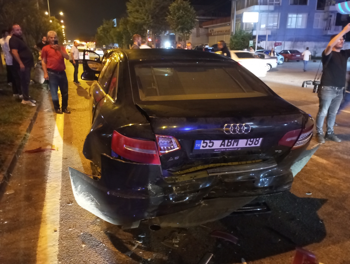 Samsun'da zincirleme trafik kazasında 13 kişi yaralandı