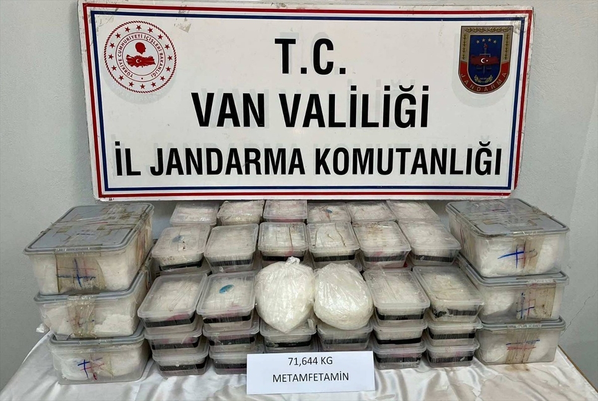 Van'da 71 kilo 629 gram uyuşturucu ele geçirildi