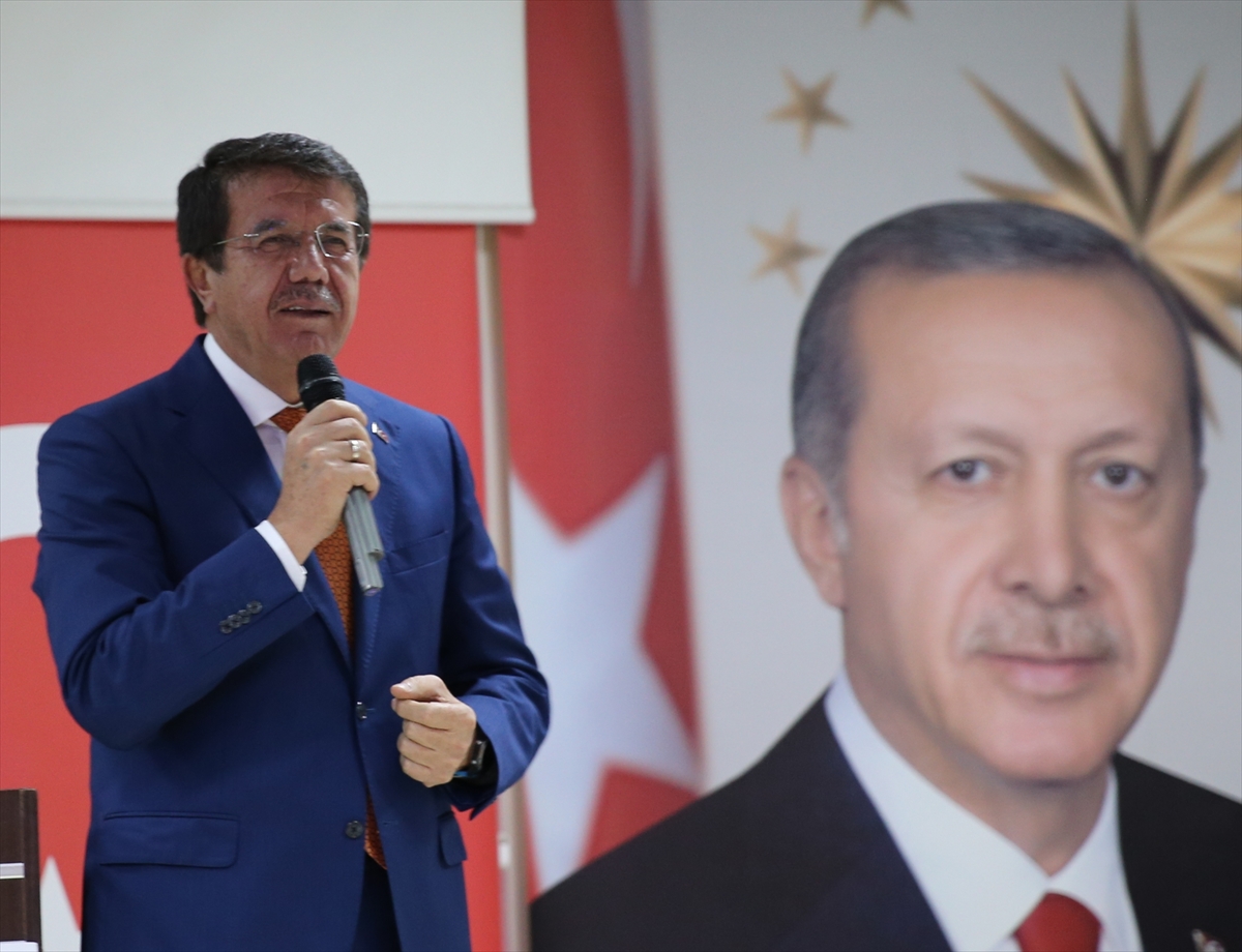 AK Parti Genel Başkan Yardımcısı Nihat Zeybekci, Denizli'de konuştu: