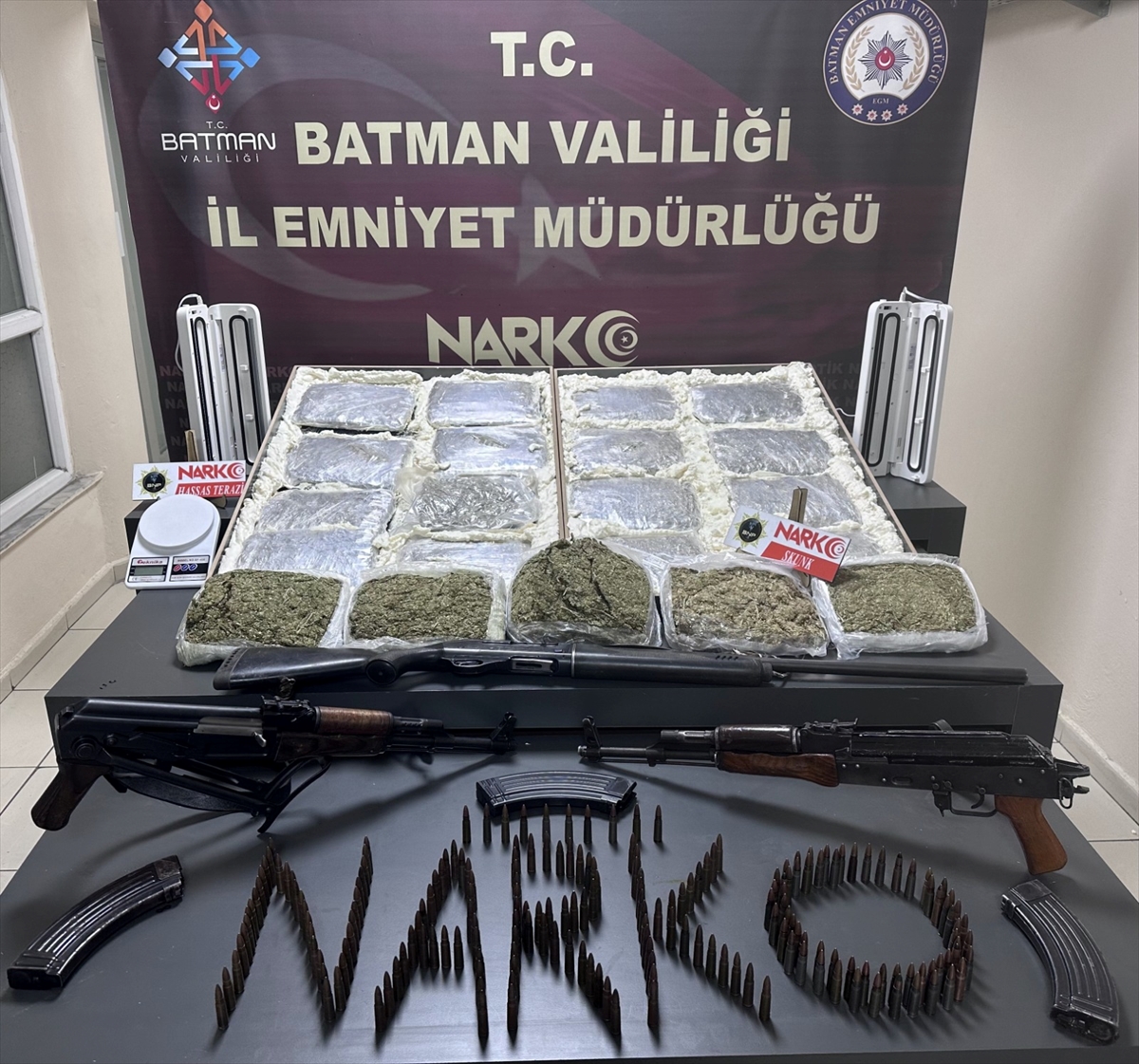 Batman'da uyuşturucu operasyonunda 4 şüpheli tutuklandı