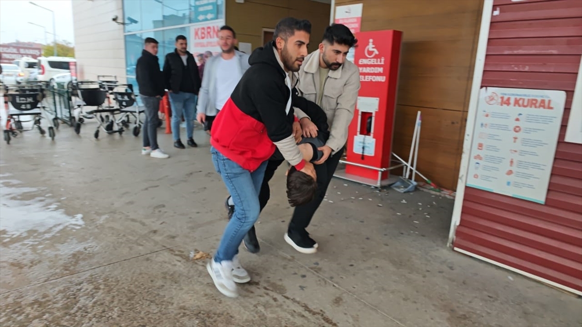 Bursa'da dedesini bıçakla ağır yaralayan genç tutuklandı