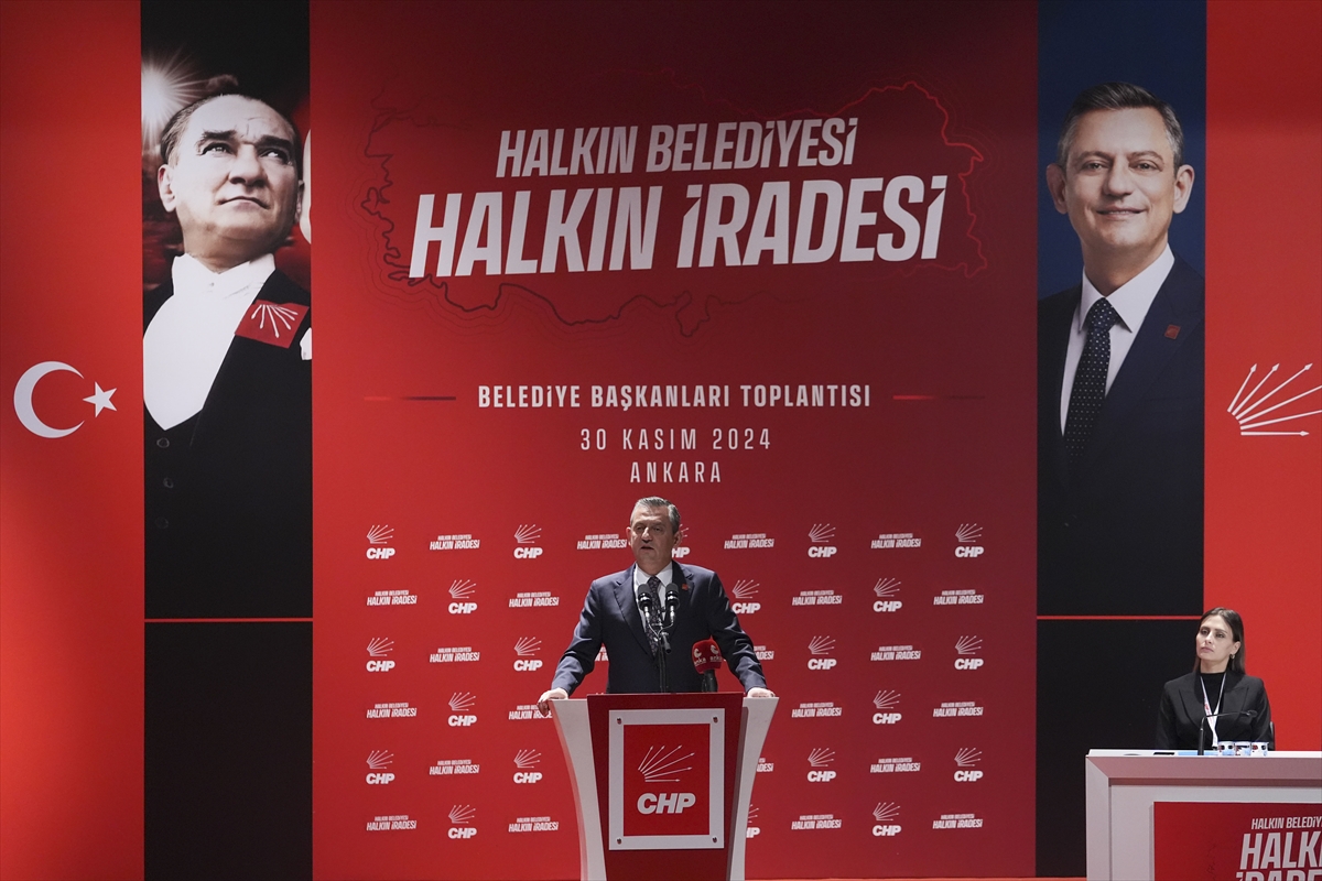 CHP Genel Başkanı Özel, partisinin Belediye Başkanları Toplantısı'nda konuştu: