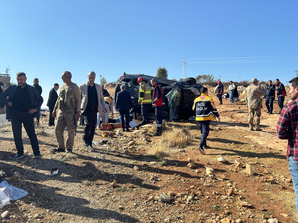 Mardin'deki trafik kazasında 3 kişi hayatını kaybetti, 5 kişi yaralandı