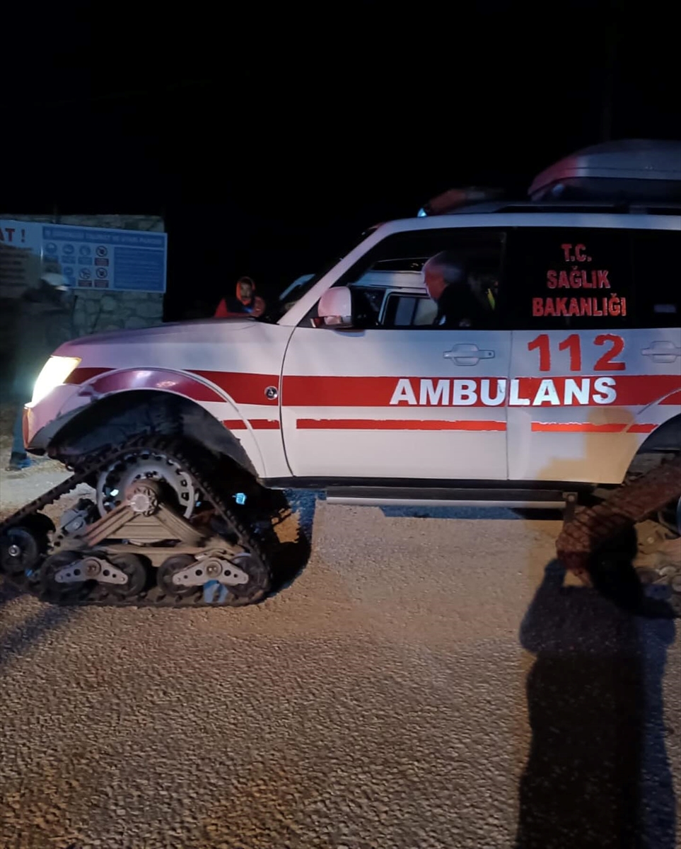 Mersin'de 4 çoban tipi nedeniyle saklandıkları mağarada mahsur kaldı